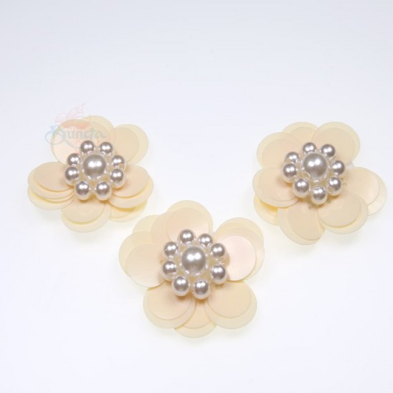 #3031 Sequin Pearl Flower Cream - 3 pcs